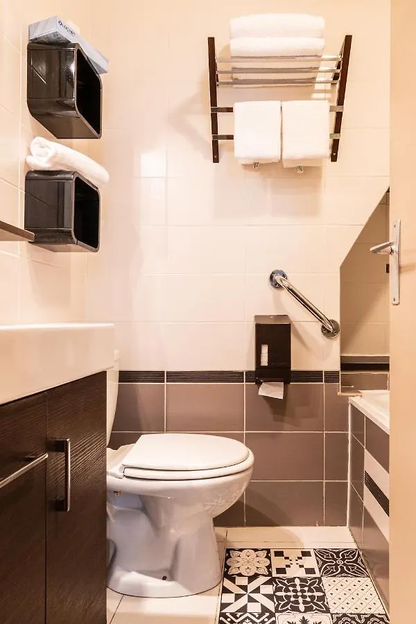 Hotel Des Bains Aix-les-Bains Francia