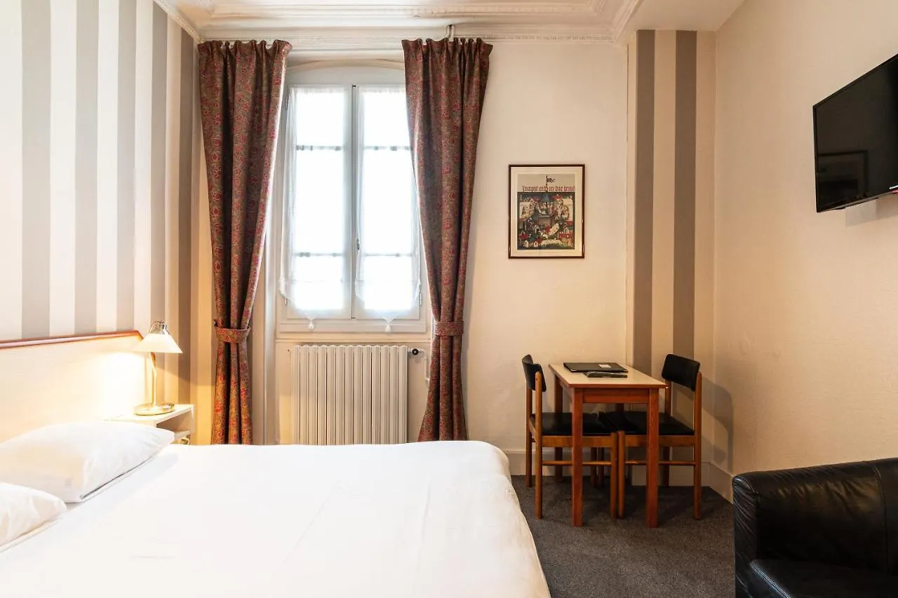 Hôtel des Bains Aix-les-Bains Hotel